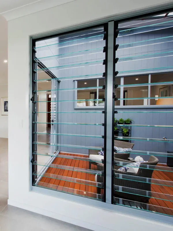 aluminium-louvre-window